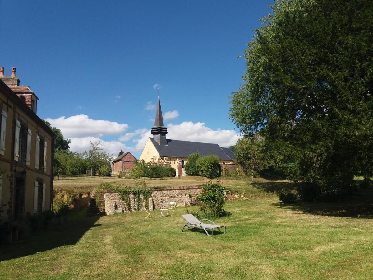 Presbytere De Bonsmoulins Exterior photo